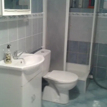 With Heating - Chatka S Vykurovanim Pansiyon Kösice